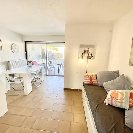 Apartment Belle Marina Avec Appontement Sur Port Camargue -4 Personnes